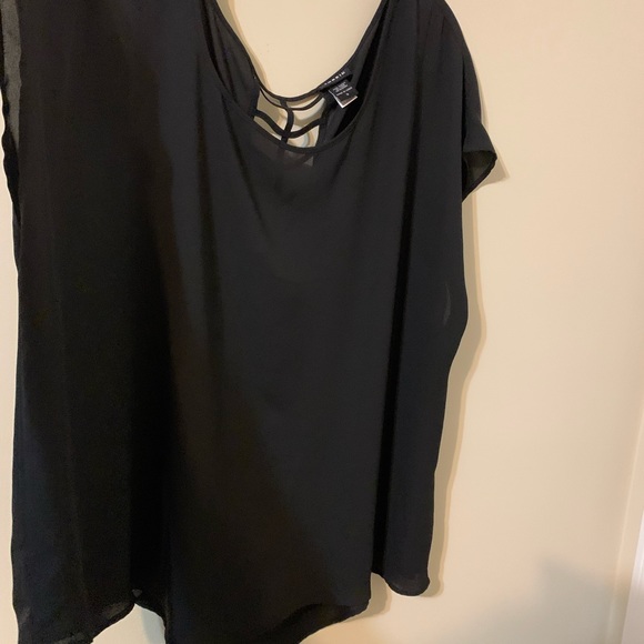 Top, TORRID Top size 3=3X - Picture 6 of 16